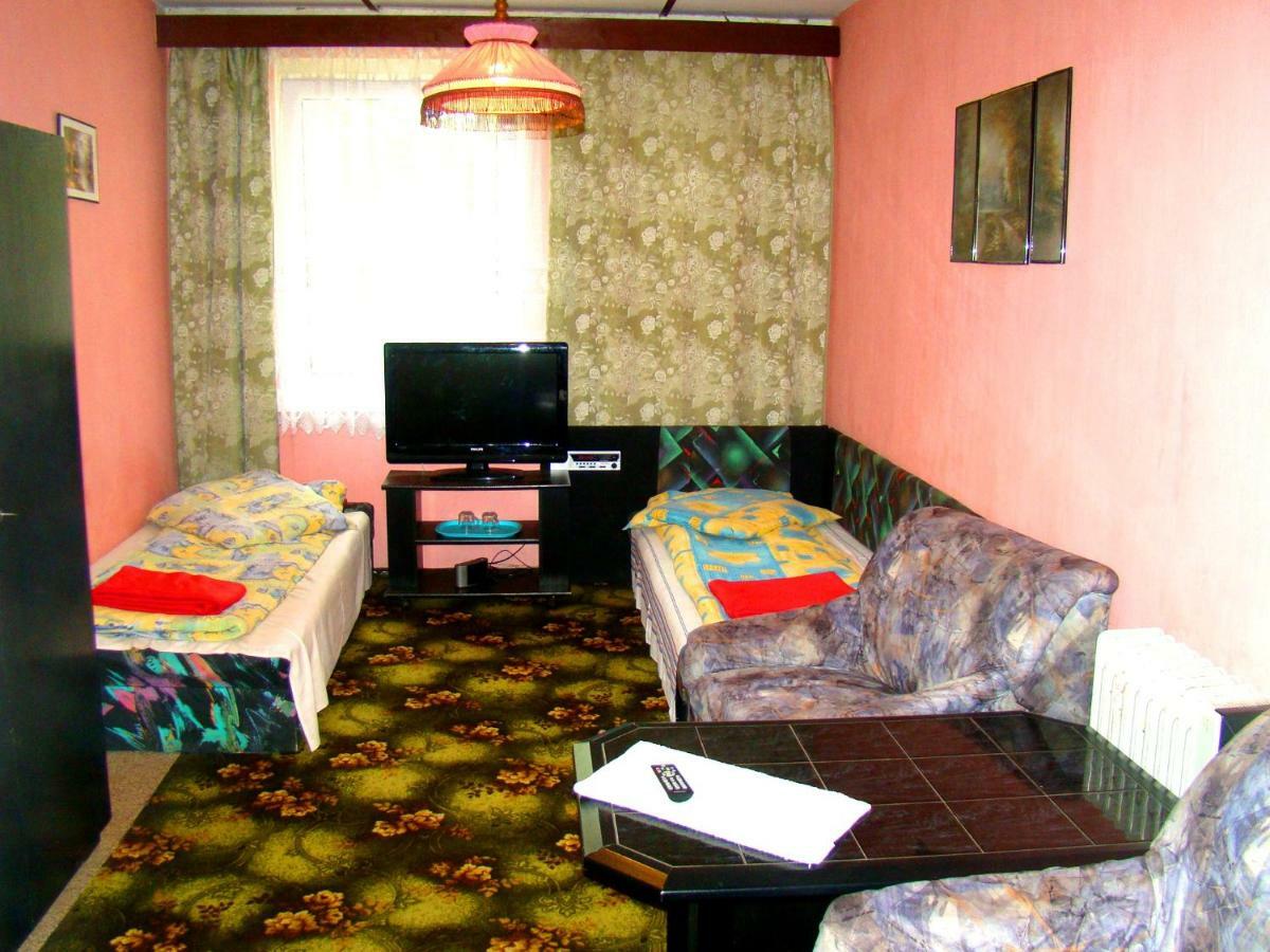 Osrodek Wypoczynkowy Oaza Hotell Kuznica Zbaska Exteriör bild
