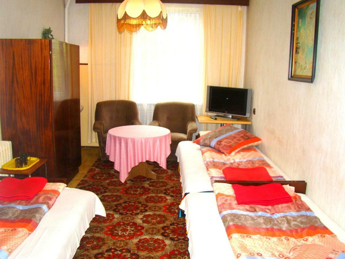 Osrodek Wypoczynkowy Oaza Hotell Kuznica Zbaska Exteriör bild