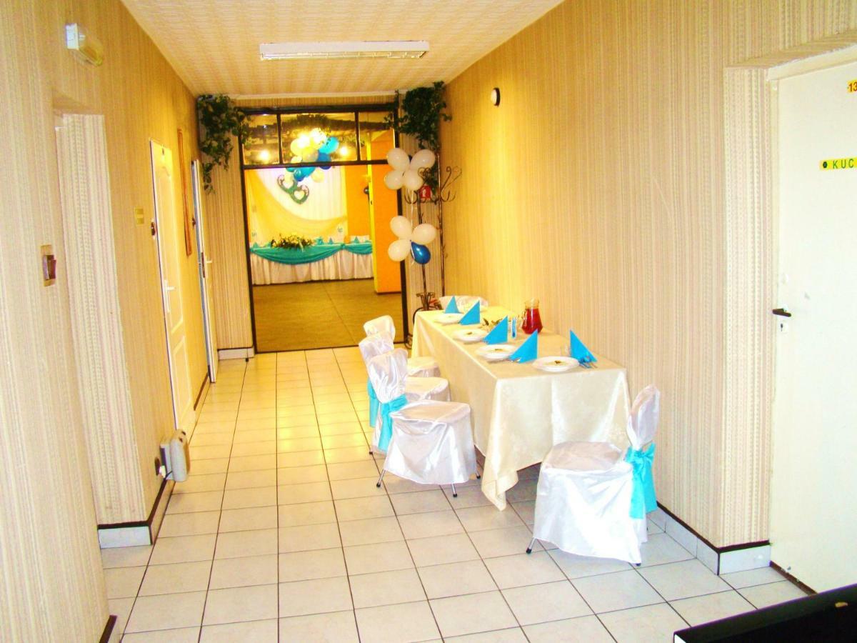 Osrodek Wypoczynkowy Oaza Hotell Kuznica Zbaska Exteriör bild