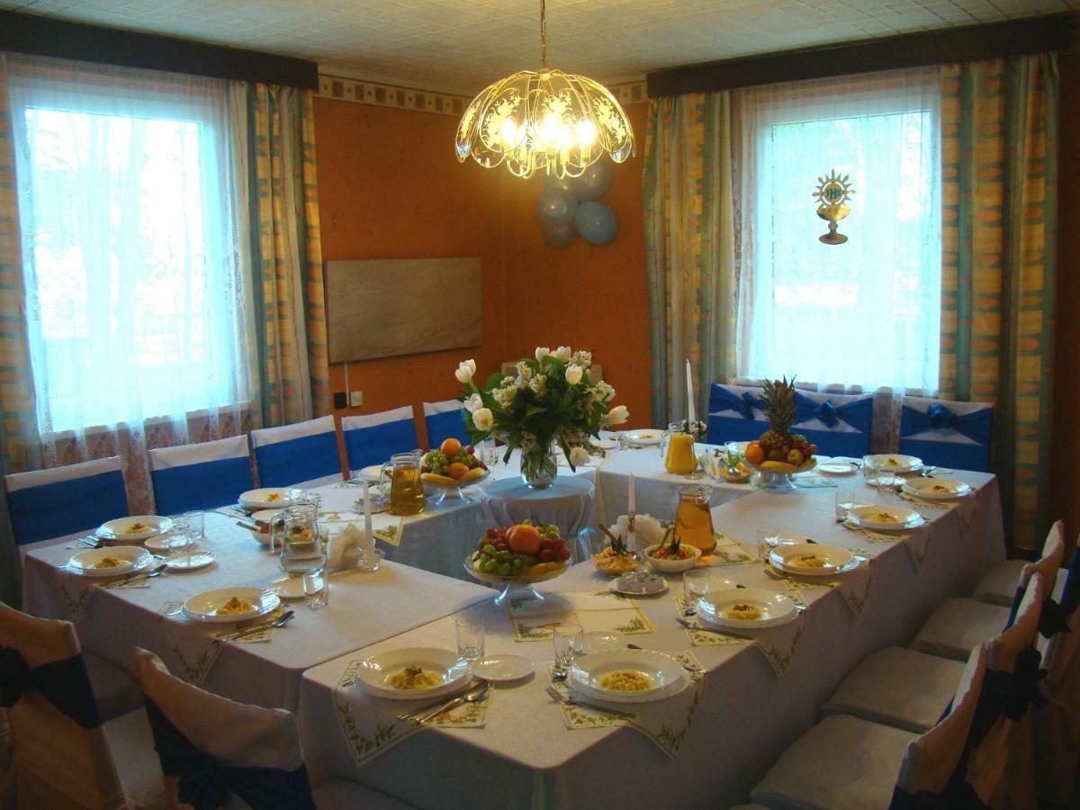 Osrodek Wypoczynkowy Oaza Hotell Kuznica Zbaska Exteriör bild